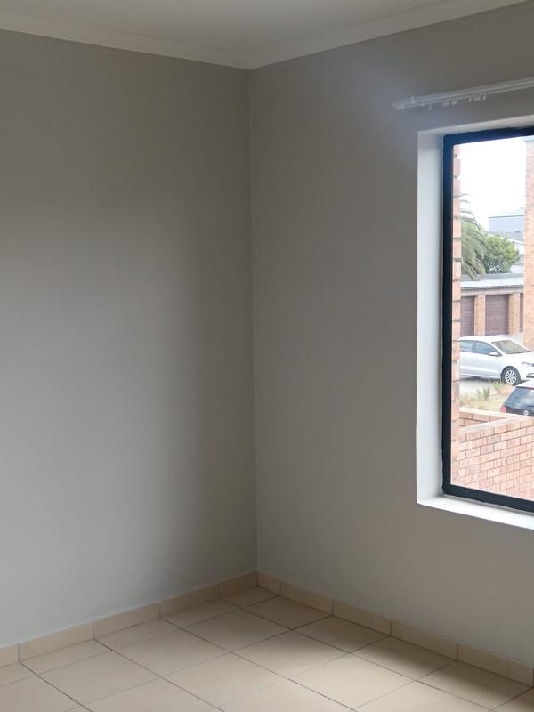 To Let 3 Bedroom Property for Rent in Bellville Western Cape